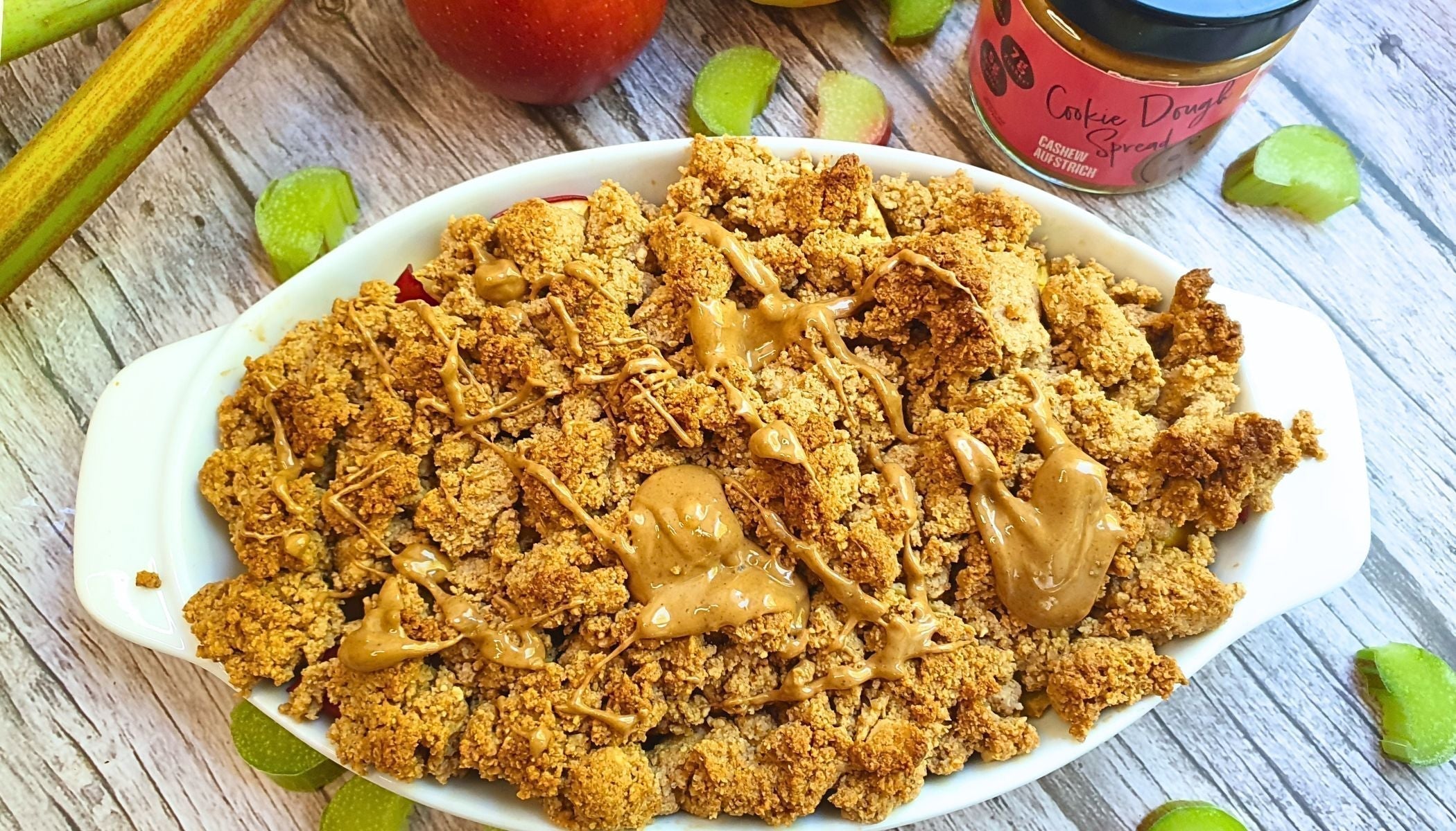 Apfel-Rhabarber-Crumble