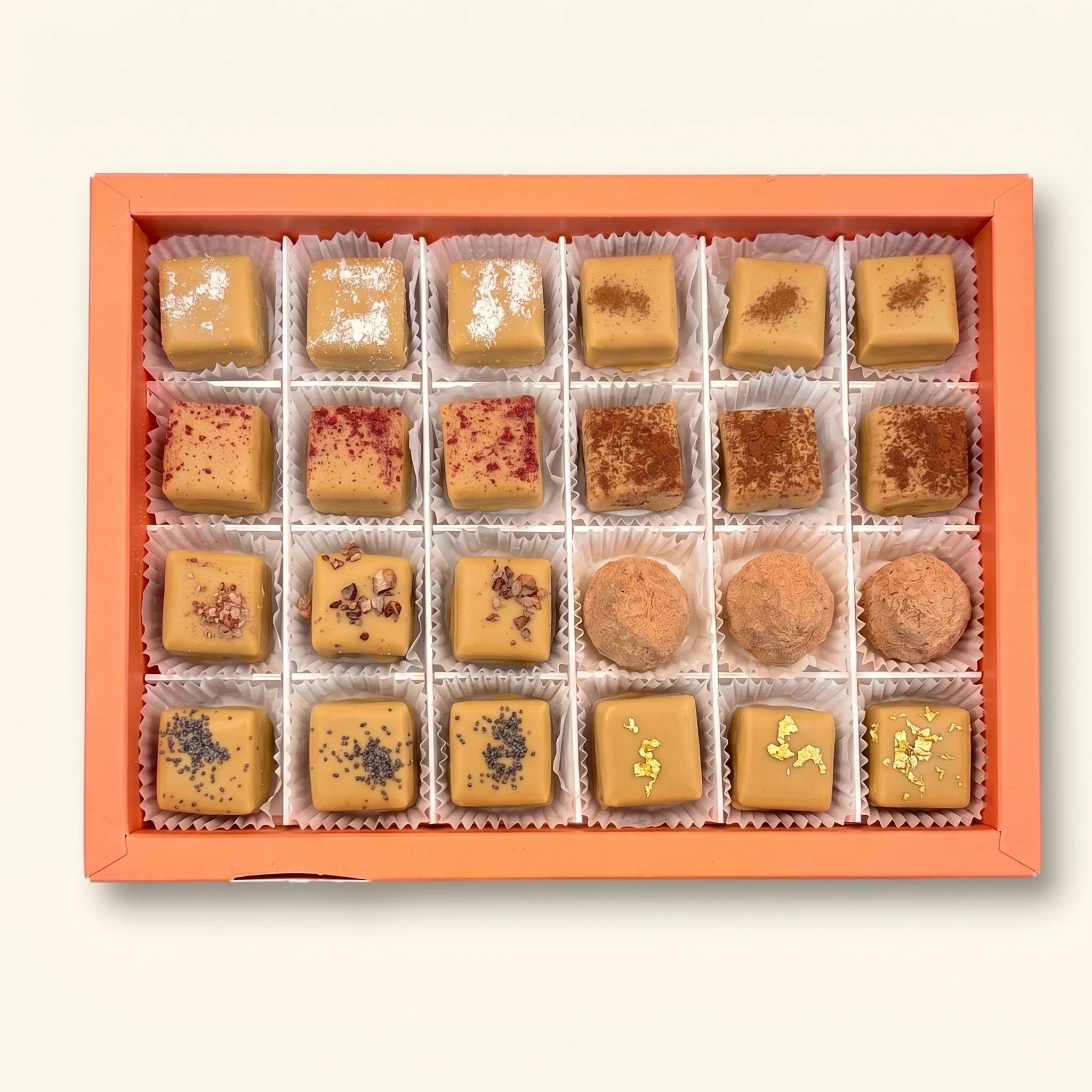 Belly Love 24er Selektion – offene Pralinenschachtel mit 24 Sorten, ohne Industriezucker