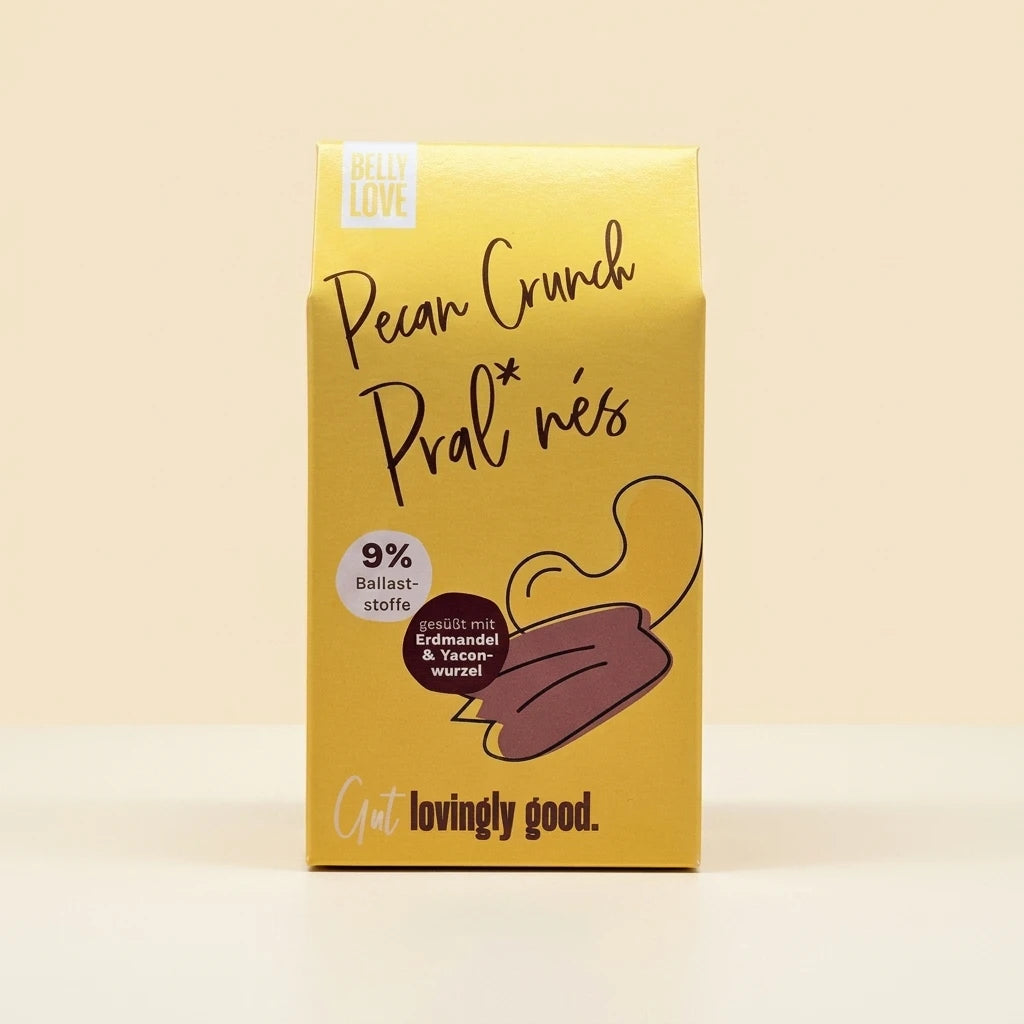 Belly Love Pecan Crunch Pralinés – goldene Verpackung, bio-zertifiziert, 9% Ballaststoffe, gesüßt mit Erdmandel & Yaconwurzel